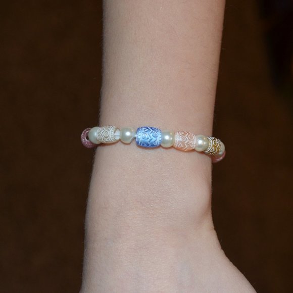 Handmade Barrel beads Elastic Bracelet - Picture 2 of 6